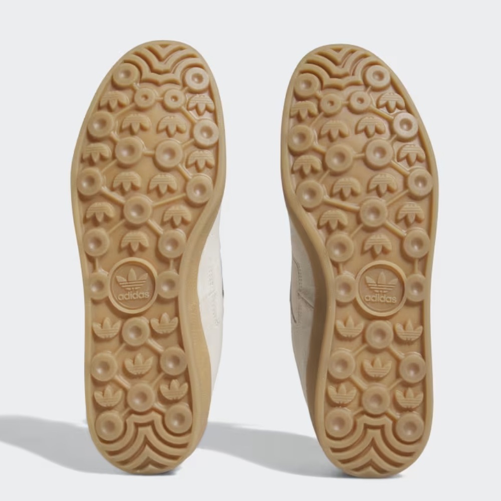 adidas Aloha Super Premium White Gum - Picture 8 of 11